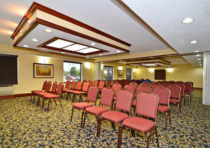 Hotel Comfort Outlet Center 3*