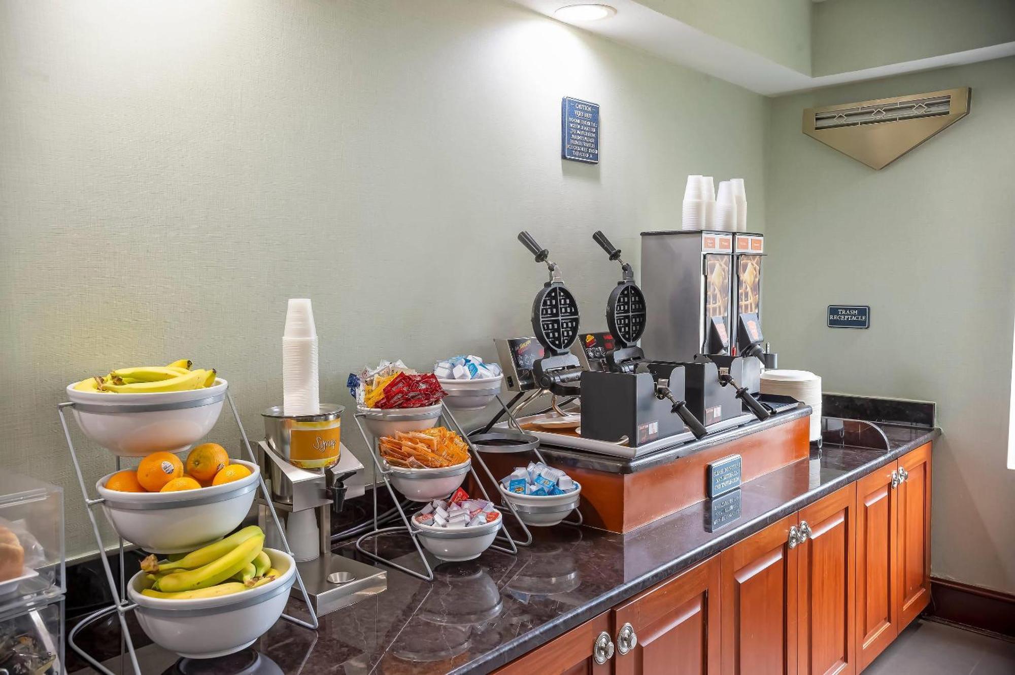 Hotel Comfort Outlet Center 3*