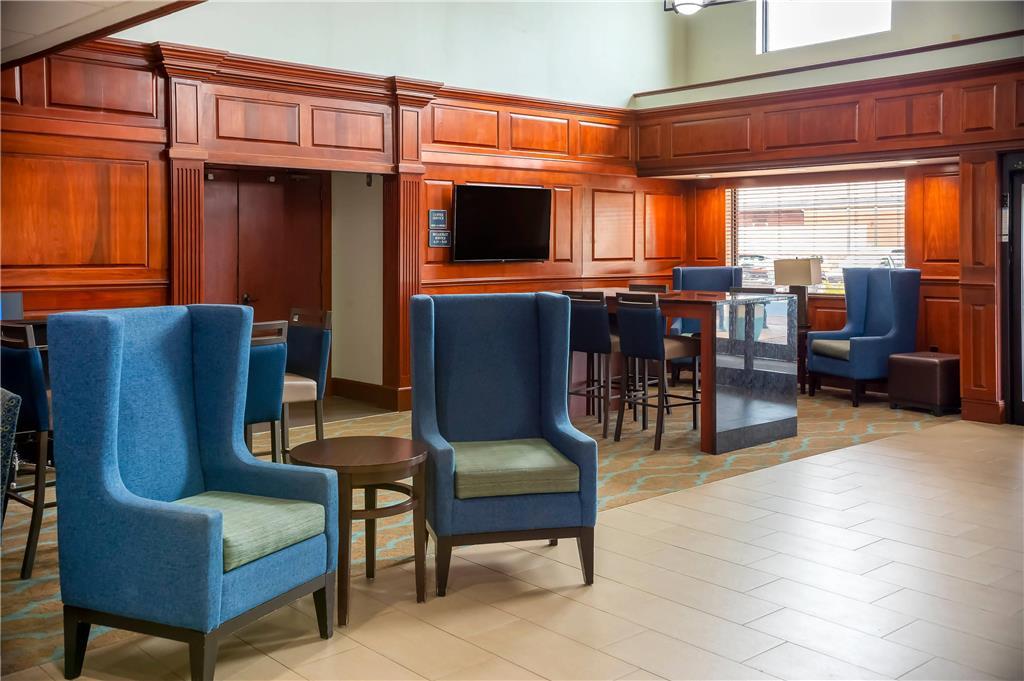 Comfort Outlet Center Hotel 3*