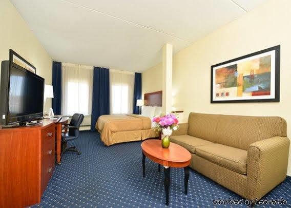 Comfort Outlet Center Hotel Asheville
