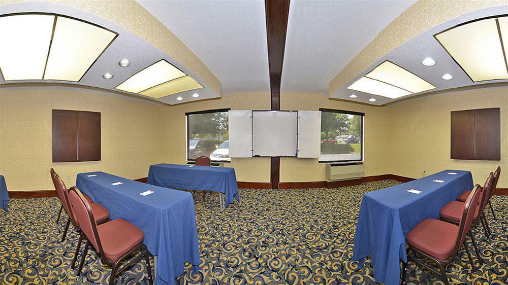 Hotel Comfort Outlet Center
